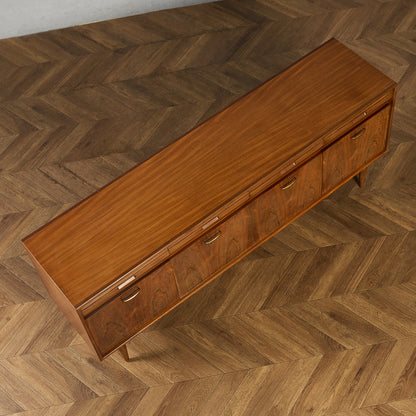 ヴィンテージ サイドボード カップボード