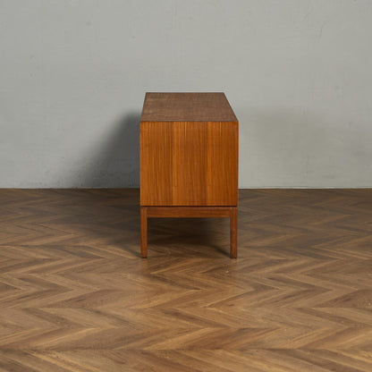 イギリス ヴィンテージ サイドボード