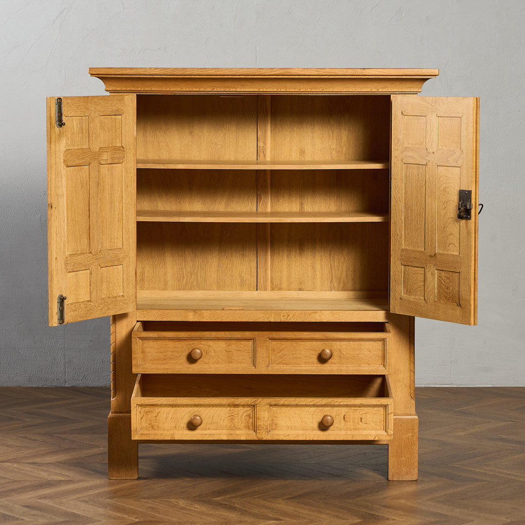 英国 クラシック キャビネット