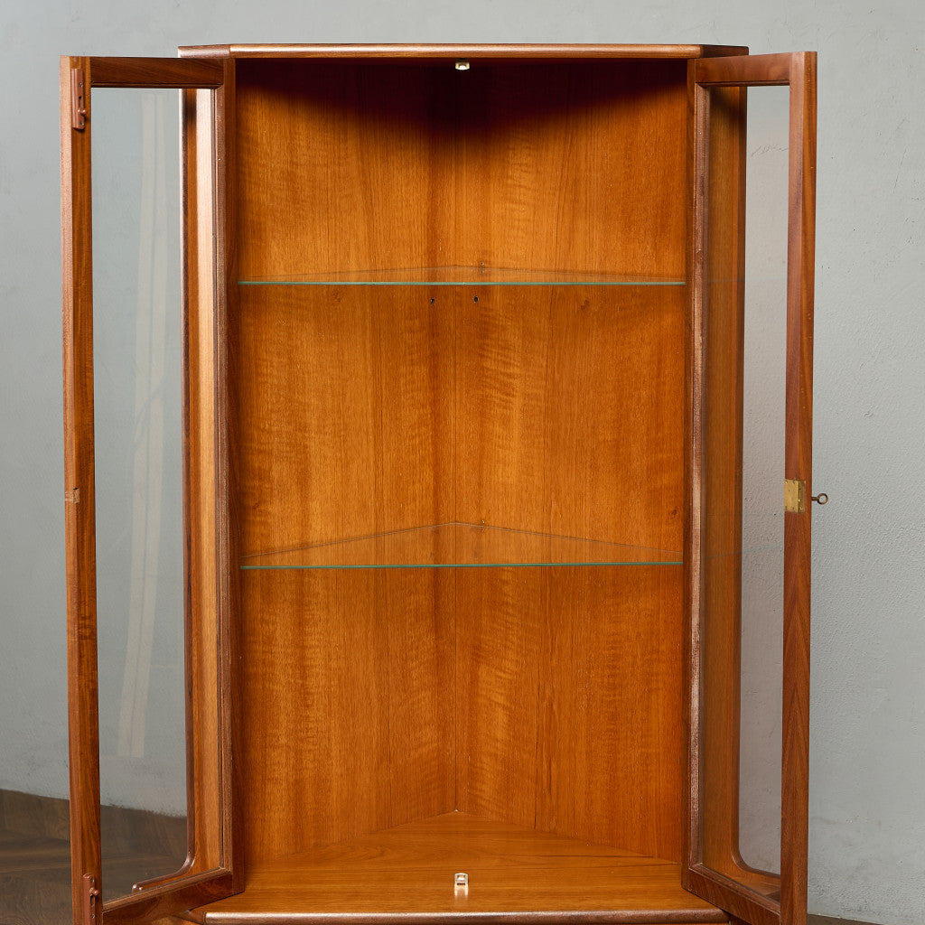 ヴィンテージ コーナーキャビネット