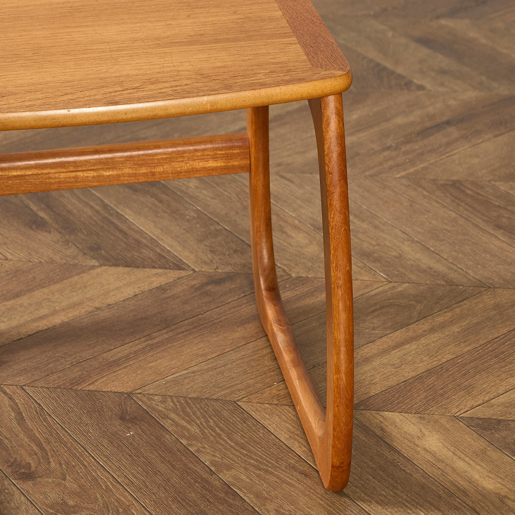 Burlington ネストテーブル