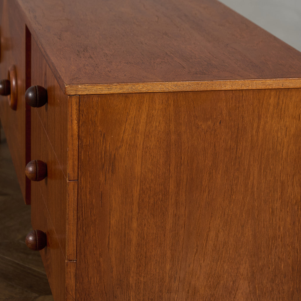 イギリス ヴィンテージ サイドボード