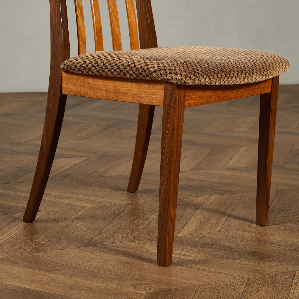 スラットバックチェア (4540)