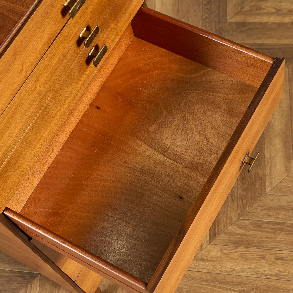 ヴィンテージ 7段 ハイ チェスト