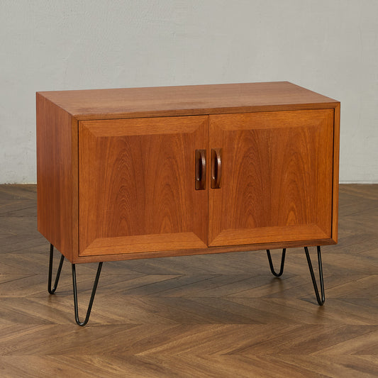 Sierra サイドキャビネット カスタム アイアン ヘアピンレッグ