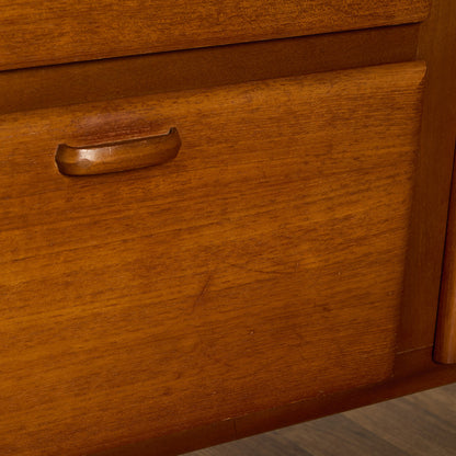 イギリスヴィンテージ サイドボード