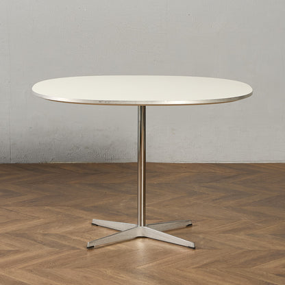 Fritz Hansen A603 Super-circular Table スーパー円テーブル