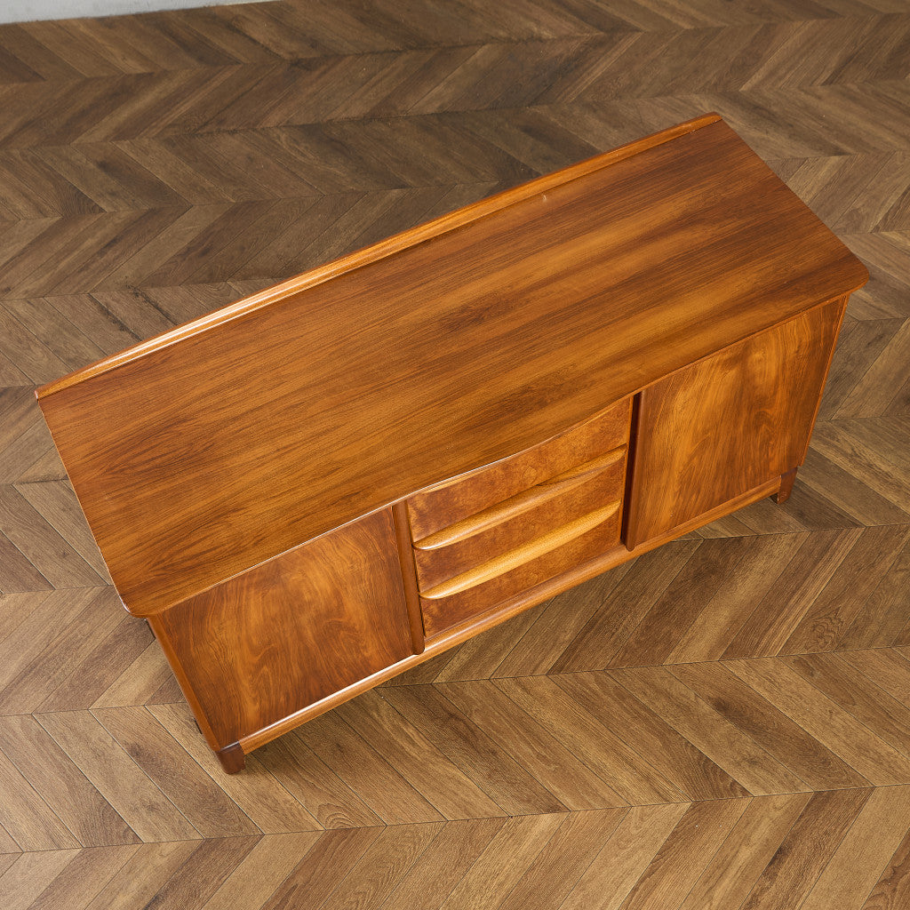 ヴィンテージ サイドボード