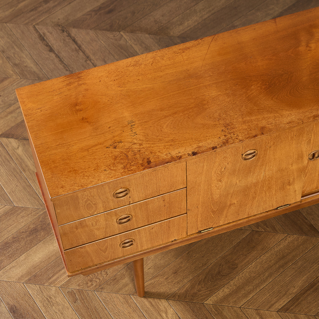 イギリス ヴィンテージ サイドボード