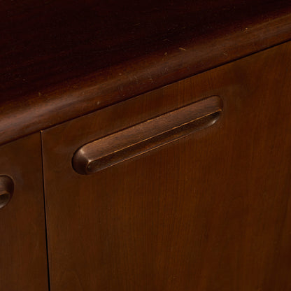 英国 ヴィンテージ カップボード