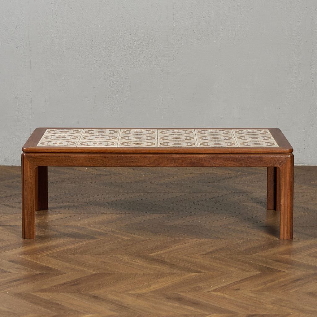 タイルトップ コーヒーテーブル