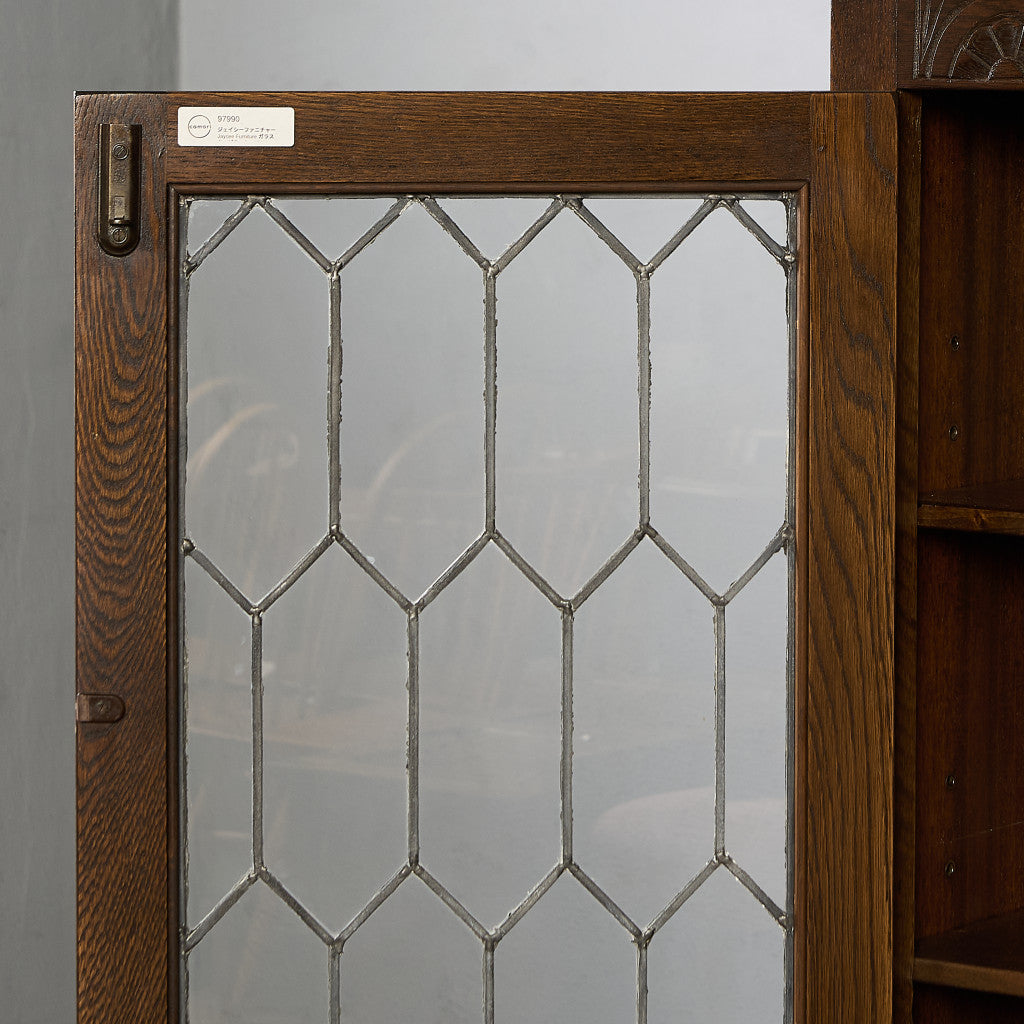 ガラス キャビネット