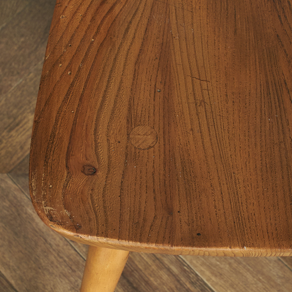 スティックバックチェア