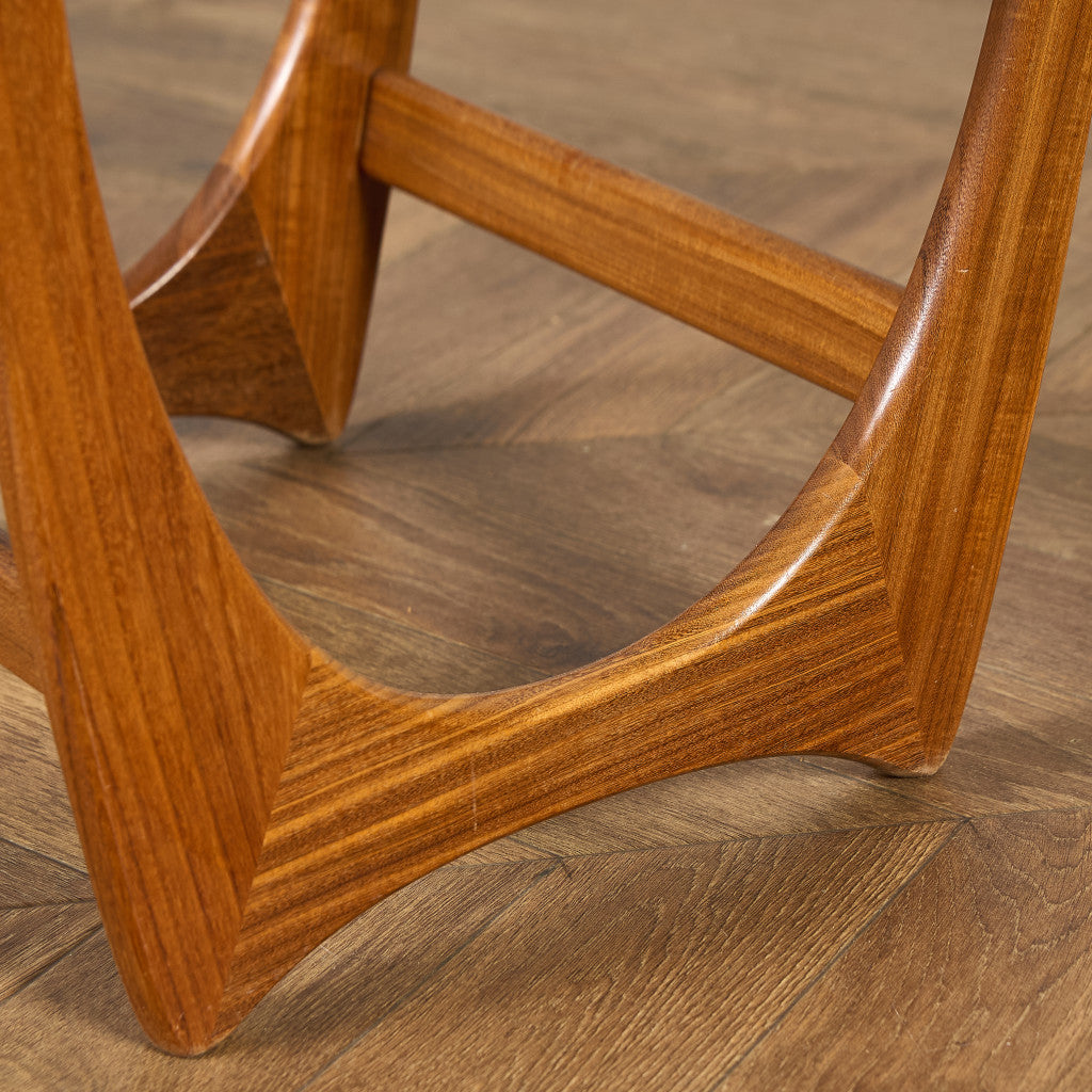 Astro セラミックタイルトップ ネストテーブル