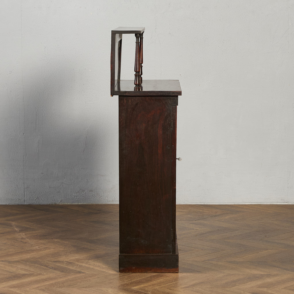 英国 クラシック ガラス キャビネット