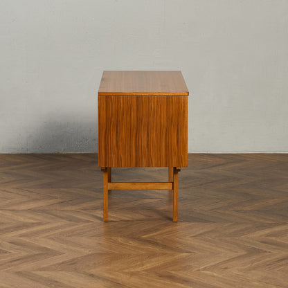 Limelight ヴィンテージ サイドボード