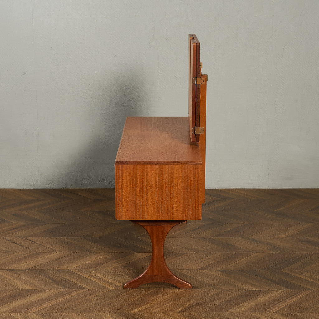 ニューフレスコ ドレッシングデスク (1986)