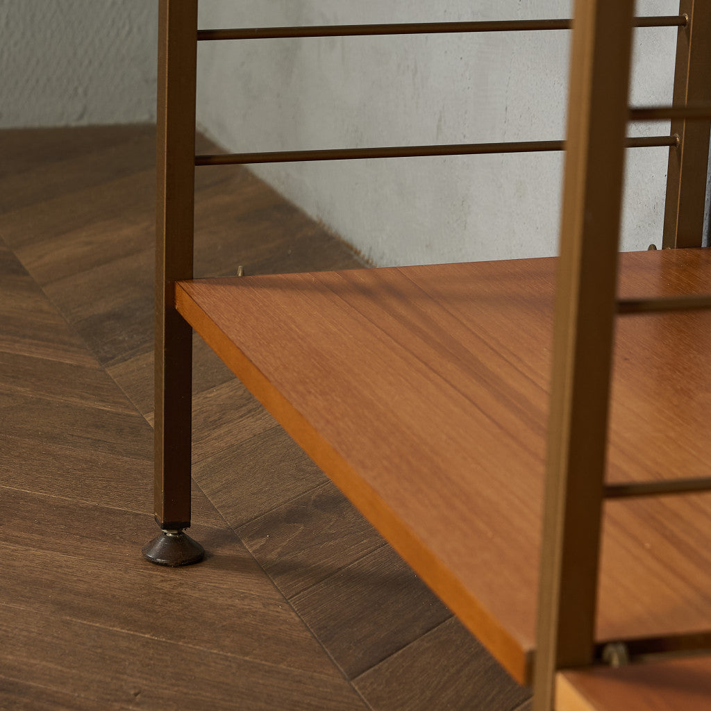 ウォールユニット