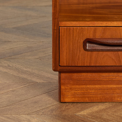 Fresco ナイトテーブル