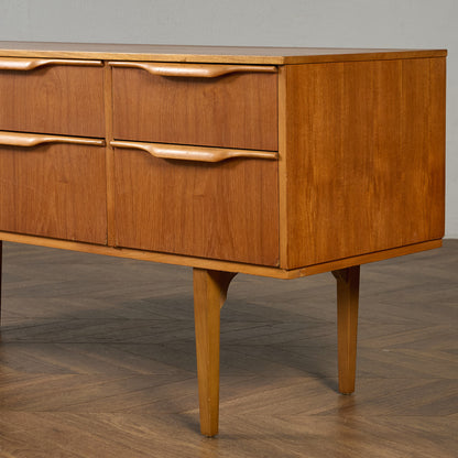 イギリス ヴィンテージ サイドボード