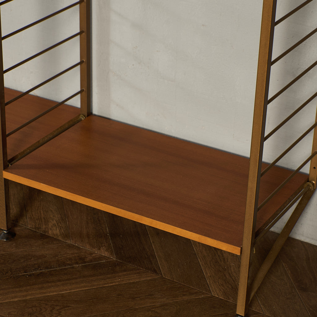 ウォールユニット