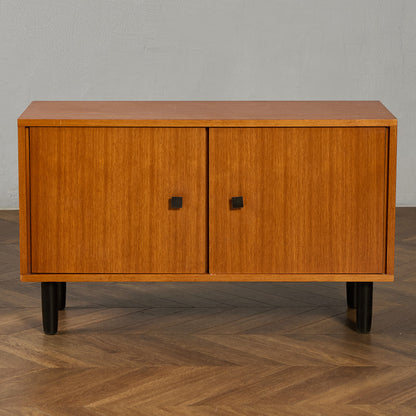 英国 ヴィンテージ キャビネット