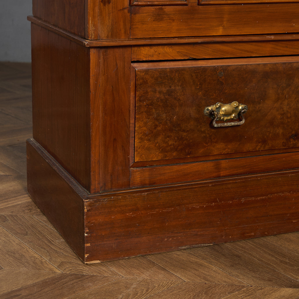 英国 アンティーク ワードローブ