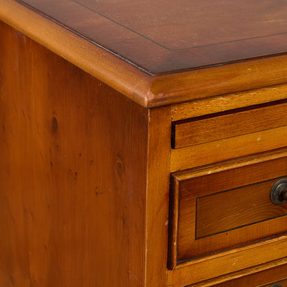 サイドキャビネット