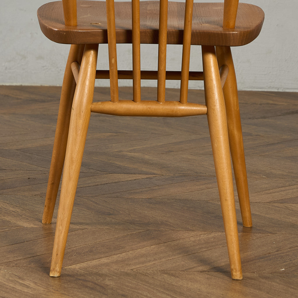 ヴィンテージ スティックバック ハイバックチェア