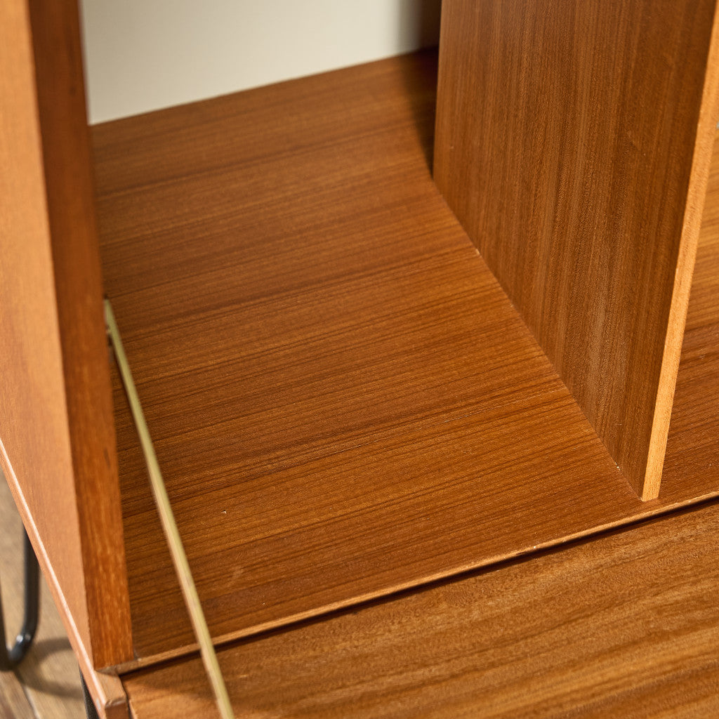 ヴィンテージ キャビネット カスタム アイアン ヘアピンレッグ