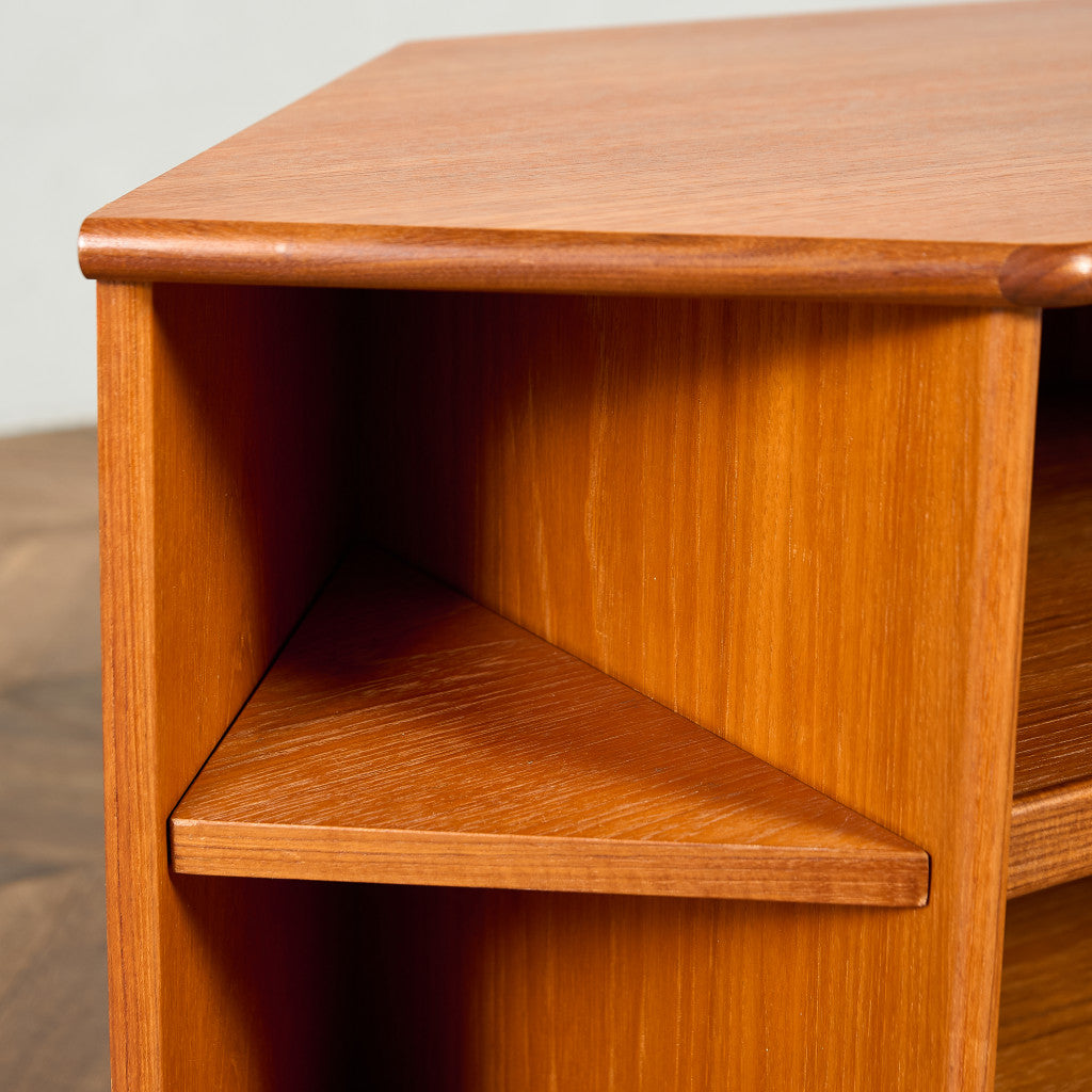 ジープラン G-PLAN ヴィンテージ コーナー キャビネット  AVボード #91630