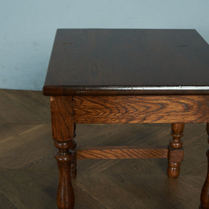 British classic oak nesting table #81756