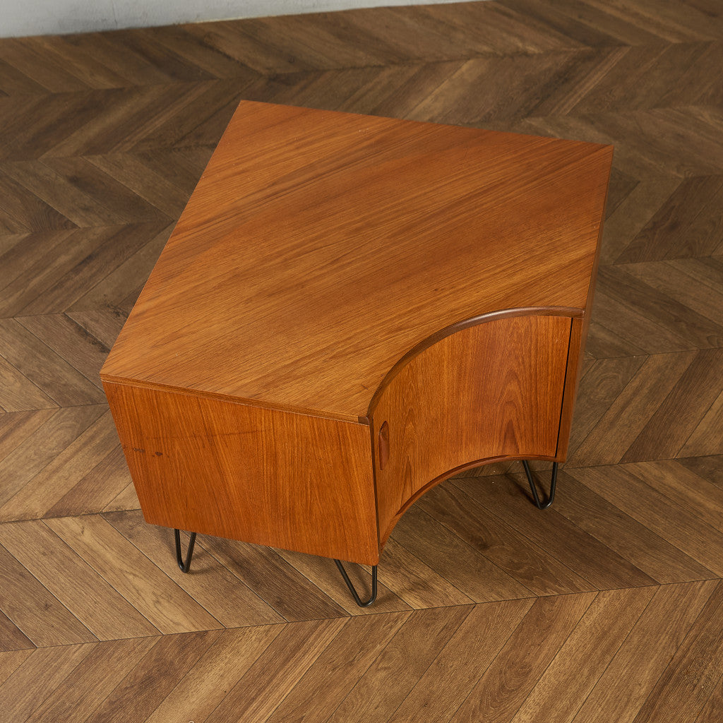 Fresco コーナーキャビネット 3点セット カスタム アイアン ヘアピンレッグ