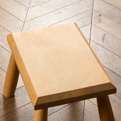 Chapel House Furniture ミルキングスツール