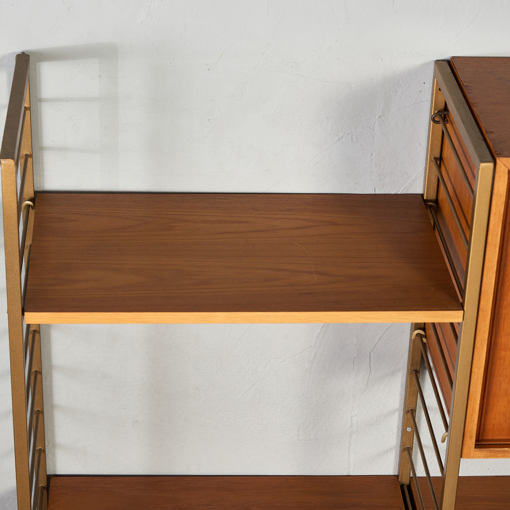 ウォールユニット