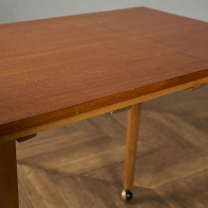 Novy Domov ヴィンテージ ネストテーブル