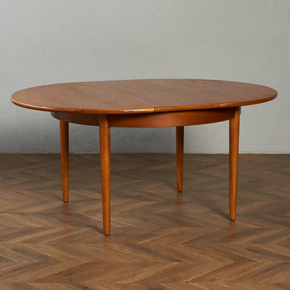 ヴィンテージ エクステンション ラウンドダイニングテーブル