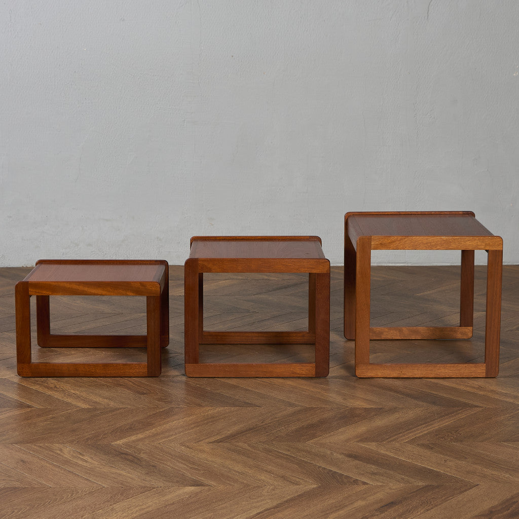 ヴィンテージ ネストテーブル