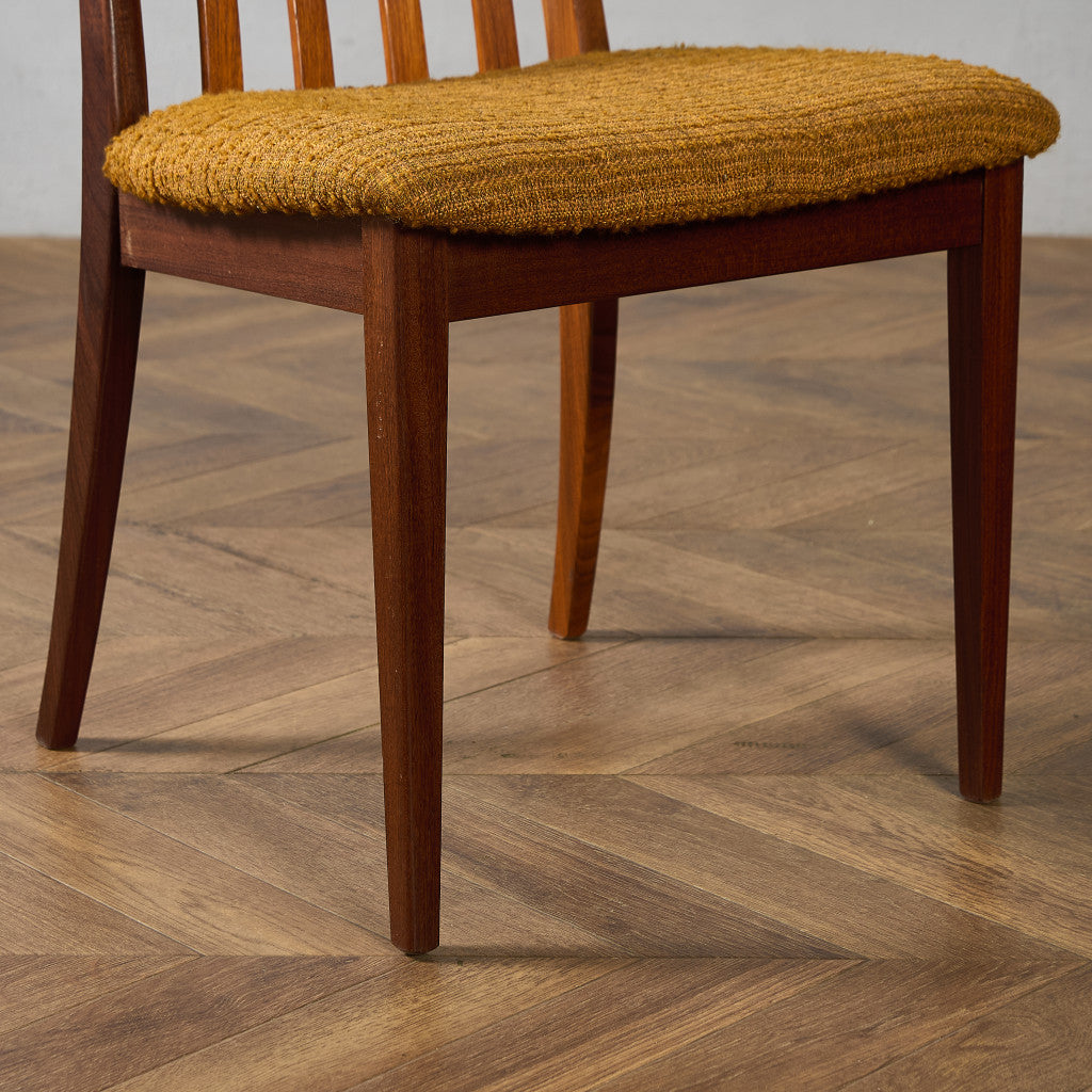 スラットバックチェア (4540)