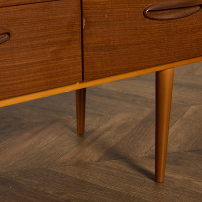 ホームウォージー ギャランティード ファニチャー Homeworthy guaranteed furniture ヴィンテージ サイドボード #89567