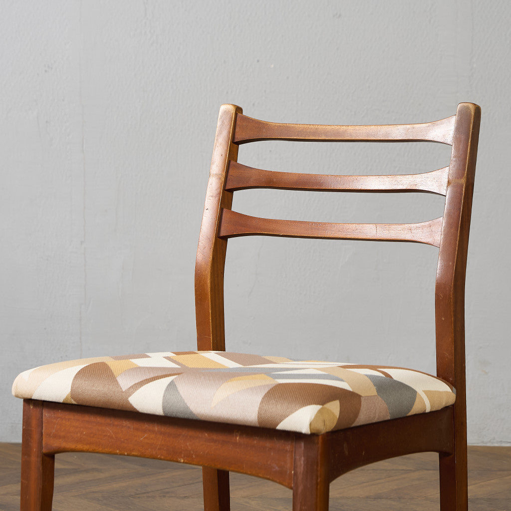 ヴィンテージ ダイニングチェア / 座面張替え済み (LUUM)