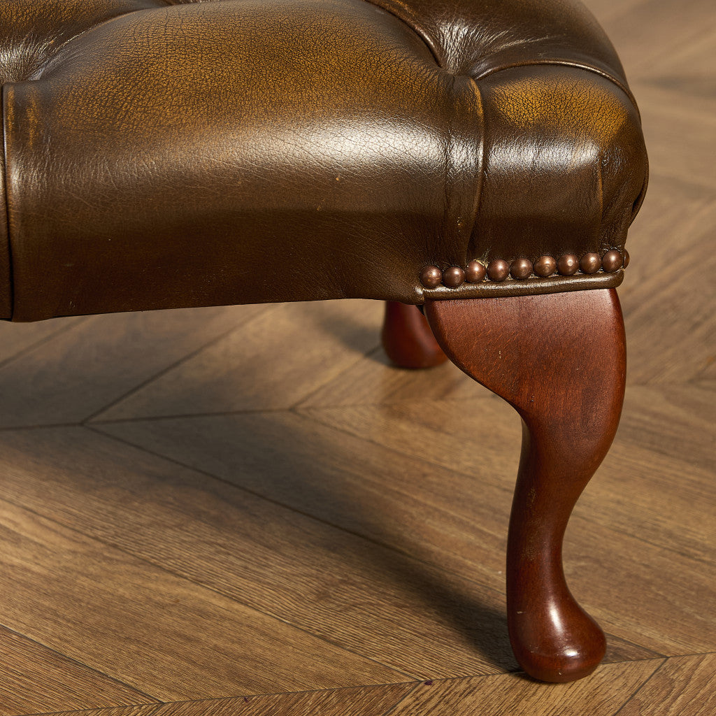 英国 クラシック チェスターフィールド スツール