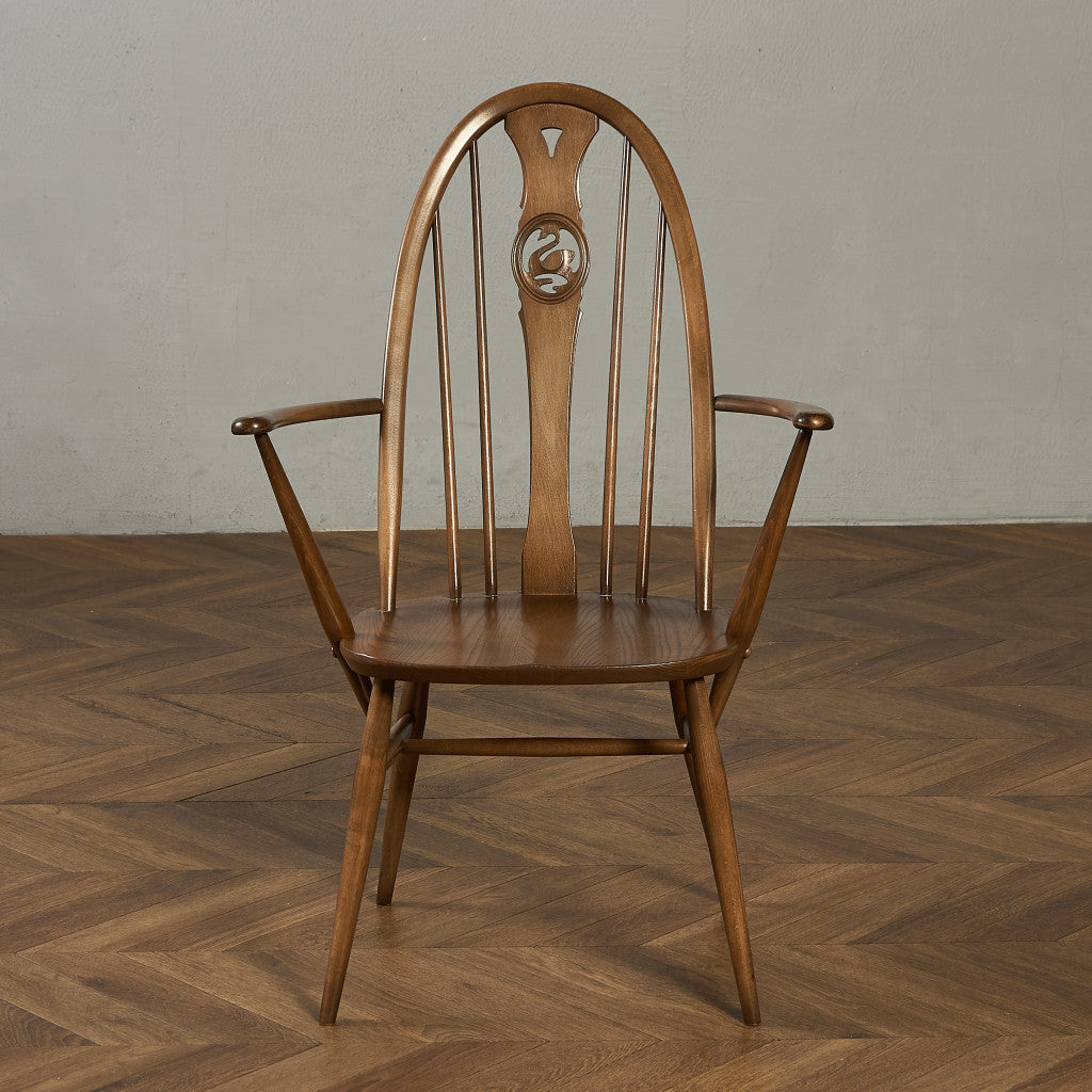 スワンバック アームチェア