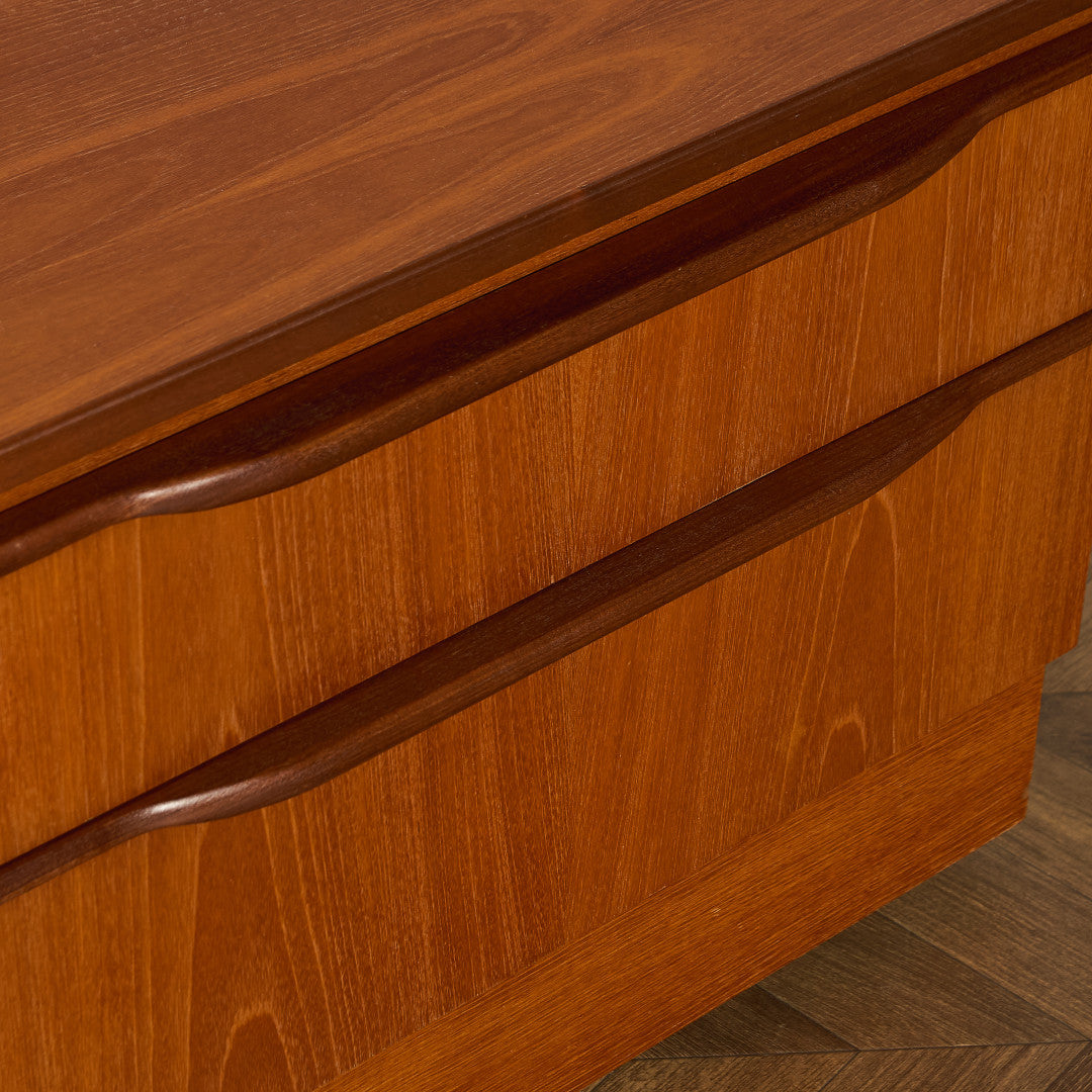 英国ヴィンテージ ハイサイドボード / ハイボード