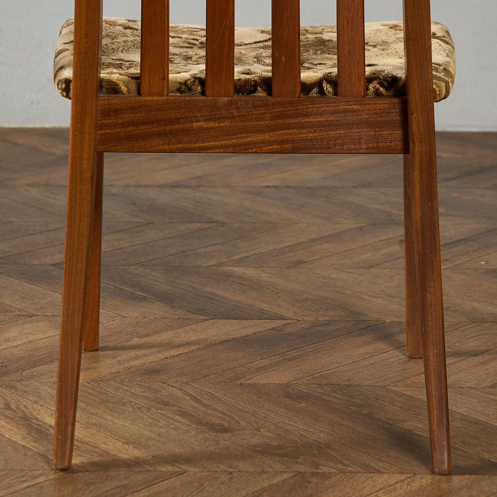 スラットバックチェア (4540)