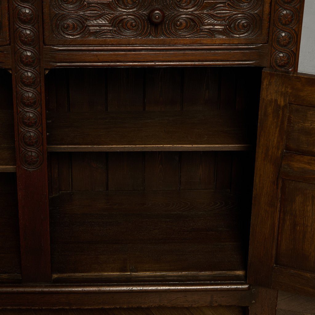 英国 クラシック キャビネット 食器棚