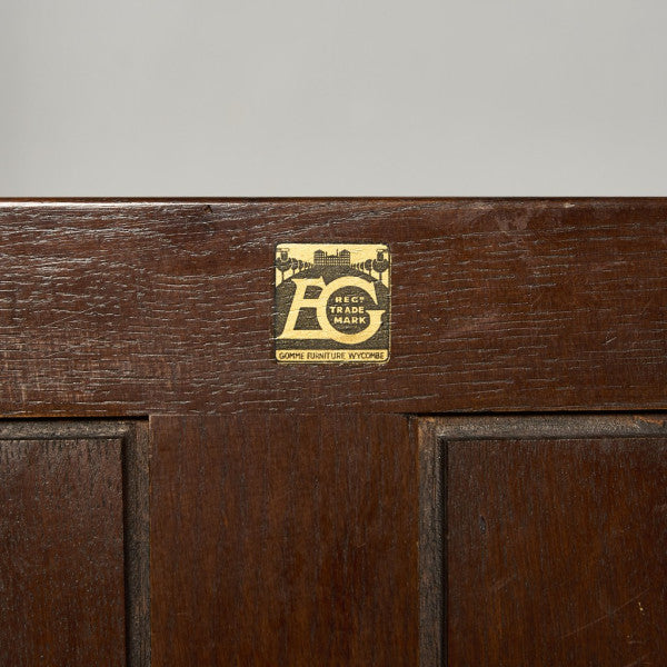 Gomme Furniture Wycombe ガラス キャビネット