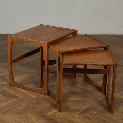 Quadrille ヴィンテージ ネストテーブル