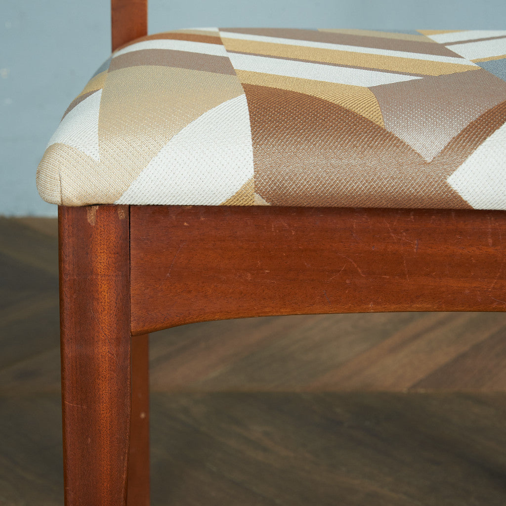 ヴィンテージ ダイニングチェア / 座面張替え済み (LUUM)