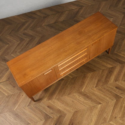 イギリス ヴィンテージ サイドボード